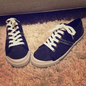 Never worn Coach Sneakers Size 7.5